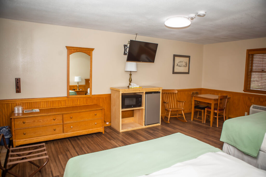 Family Cabin Rentals Montauk Lodge